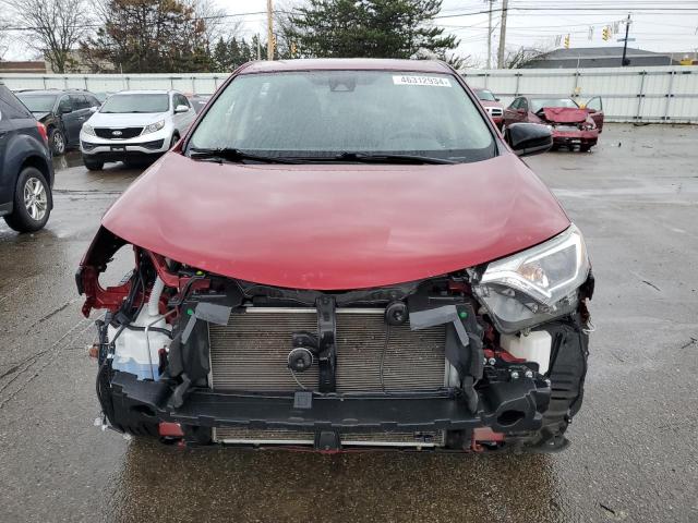 JTMBFREV2JD258269 - 2018 TOYOTA RAV4 LE RED photo 5