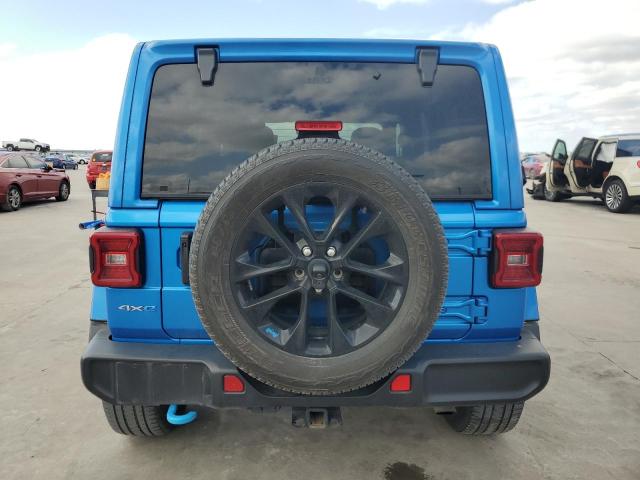 1C4JJXP66NW275039 - 2022 JEEP WRANGLER U SAHARA 4XE BLUE photo 6