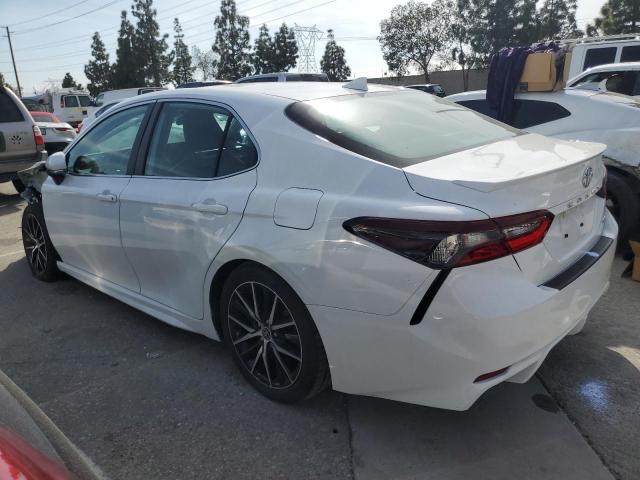 4T1G11AK8PU751475 - 2023 TOYOTA CAMRY SE NIGHT SHADE WHITE photo 2