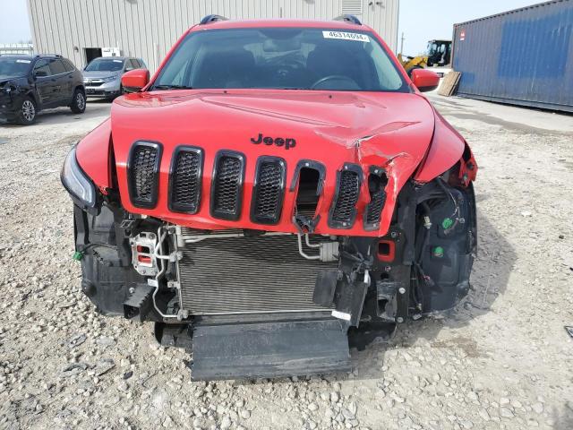 1C4PJLCB5JD622890 - 2018 JEEP CHEROKEE LATITUDE RED photo 5