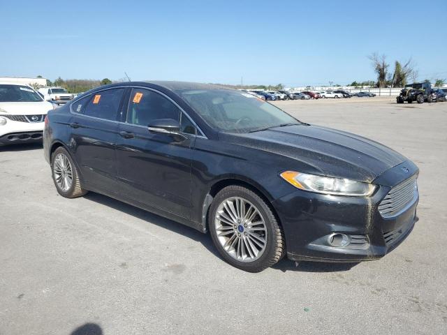 3FA6P0HR8DR318551 - 2013 FORD FUSION SE BLACK photo 4