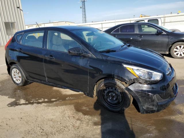 KMHCT5AE1HU356050 - 2017 HYUNDAI ACCENT SE BLACK photo 4