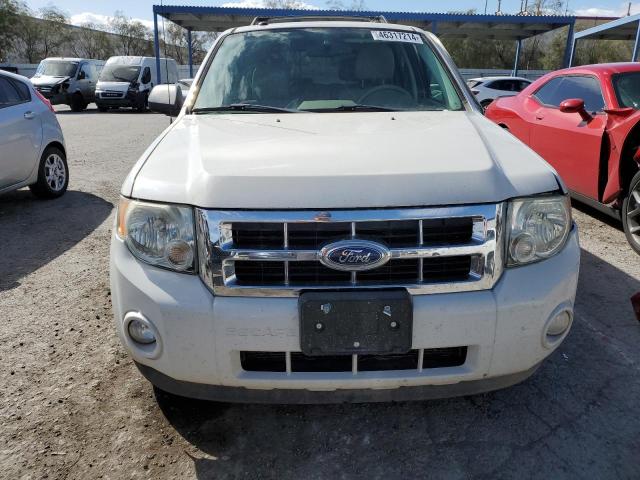 1FMCU0DG7CKA22896 - 2012 FORD ESCAPE XLT WHITE photo 5