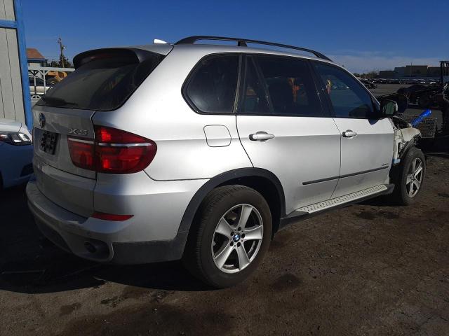5UXZW0C58D0B93373 - 2013 BMW X5 XDRIVE35D SILVER photo 3