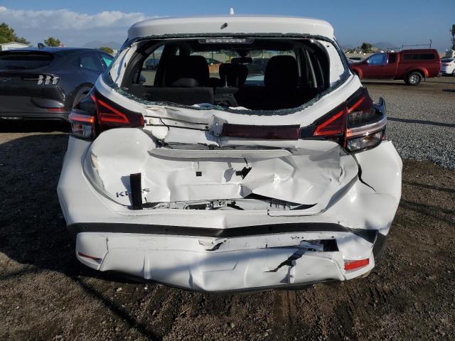 3N1CP5BV7PL571127 - 2023 NISSAN KICKS S WHITE photo 6