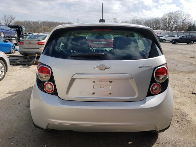 1G1JB6SH7G4128980 - 2016 CHEVROLET SONIC LS 银色 照片 6