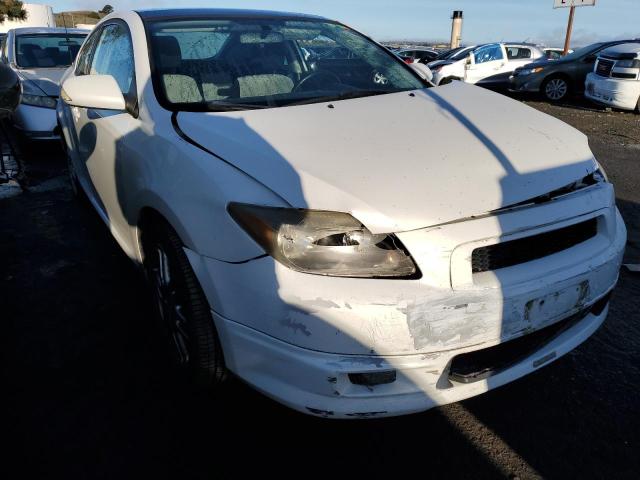 JTKDE167070202336 - 2007 TOYOTA SCION TC WHITE photo 4