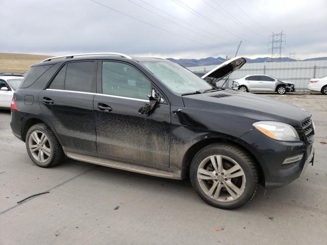 4JGDA5HBXEA316097 - 2014 MERCEDES-BENZ ML 350 4MATIC BLACK photo 4