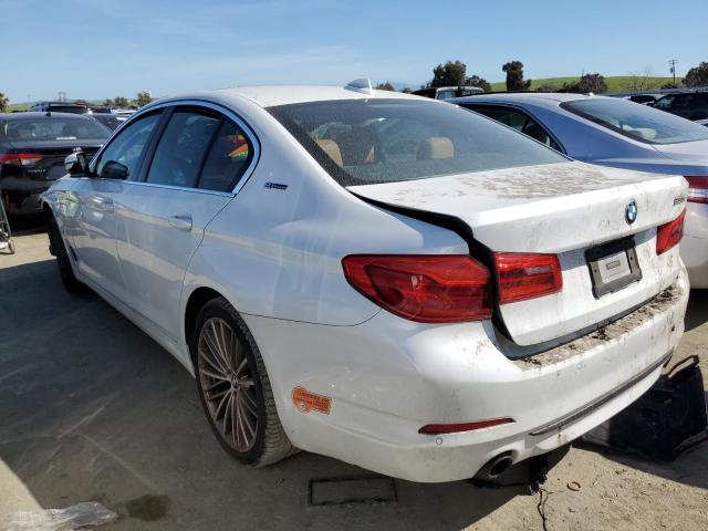 WBAJA9C56KB393987 - 2019 BMW 530E WHITE photo 2