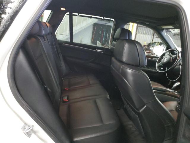 5UXZV8C59D0C15706 - 2013 BMW X5 XDRIVE50I WHITE photo 10