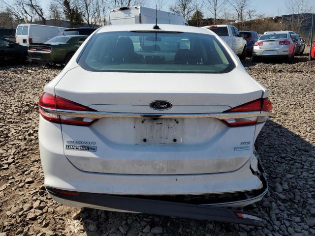 3FA6P0HD1HR346072 - 2017 FORD FUSION SE WHITE photo 6