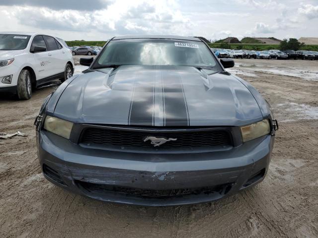 1ZVBP8AM9B5155993 - 2011 FORD MUSTANG CHARCOAL photo 5