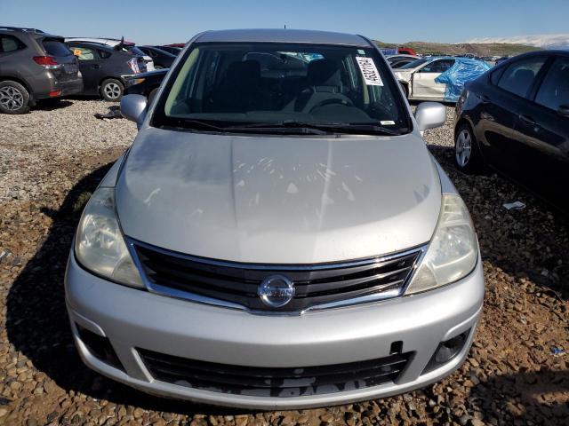 3N1BC1CPXCK813313 - 2012 NISSAN VERSA S SILVER photo 5