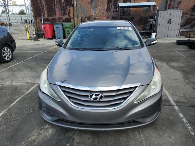 5NPEB4ACXBH263912 - 2011 HYUNDAI SONATA GLS GRAY photo 5