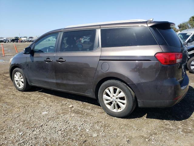 KNDMB5C13G6093164 - 2016 KIA SEDONA LX BROWN photo 2