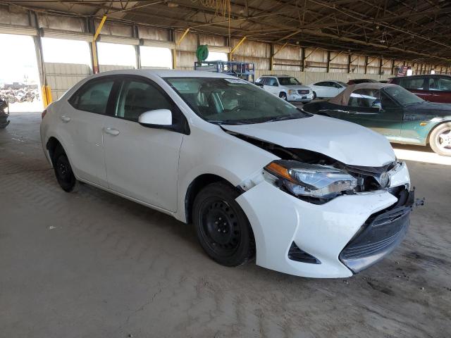 5YFBURHE4JP828111 - 2018 TOYOTA COROLLA L WHITE photo 4