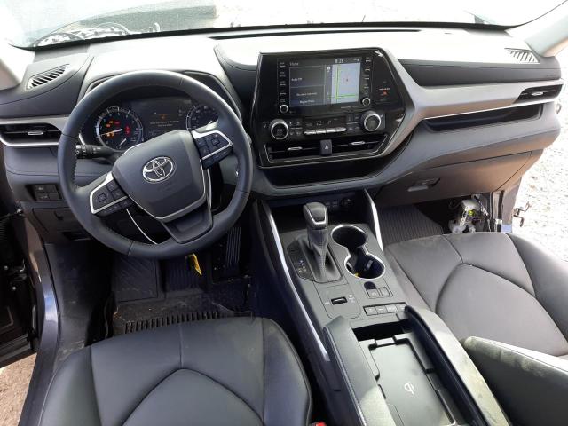 5TDHZRAH0NS120869 - 2022 TOYOTA HIGHLANDER XLE CHARCOAL photo 8