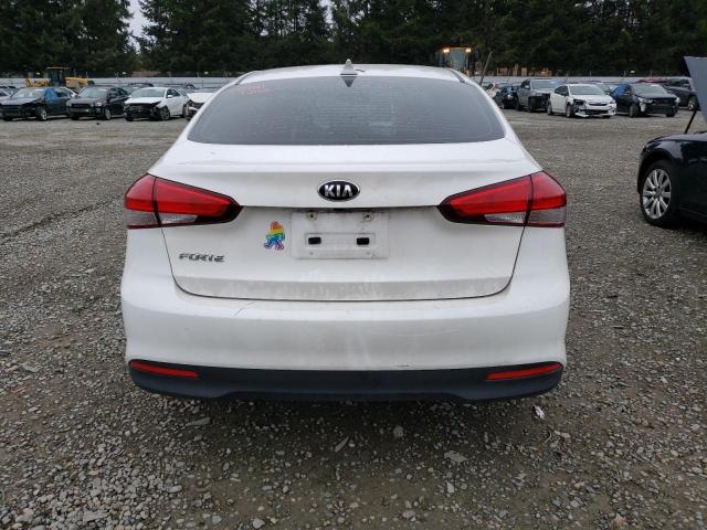 3KPFL4A72JE261594 - 2018 KIA FORTE LX WHITE photo 6