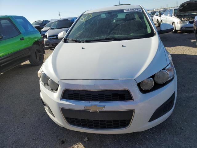 1G1JC5SH0G4180460 - 2016 CHEVROLET SONIC LT WHITE photo 5