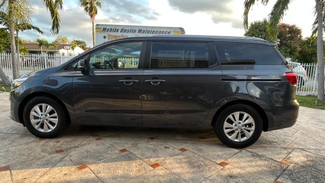 KNDMB5C10G6165101 - 2016 KIA SEDONA LX CHARCOAL photo 13