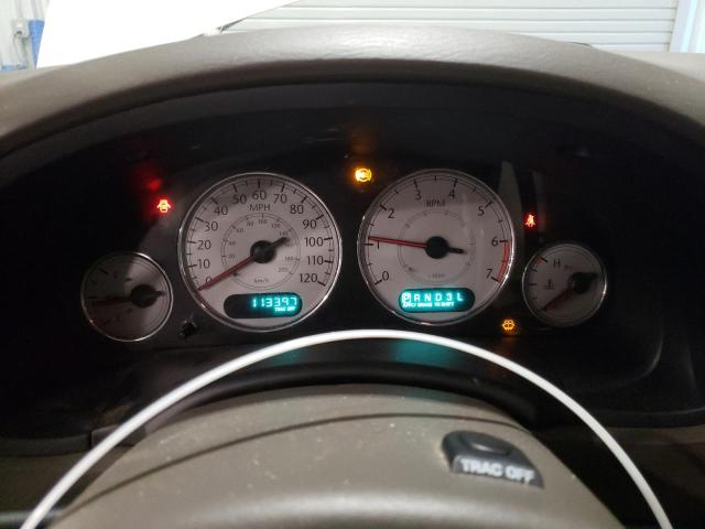 2C4GP54L15R179660 - 2005 CHRYSLER TOWN & COU TOURING თეთრი ფოტო 9