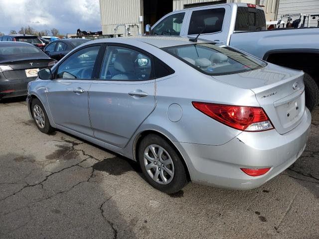 KMHCT4AE2CU236938 - 2012 HYUNDAI ACCENT GLS SILVER photo 2