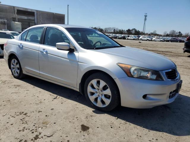 1HGCP36828A044855 - 2008 HONDA ACCORD EXL SILVER photo 4