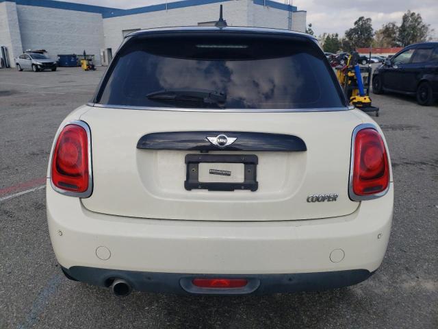 WMWXU1C57J2F81079 - 2018 MINI COOPER CREAM photo 6