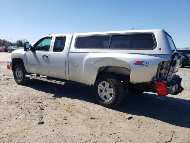 1GCRKSE00DZ291543 - 2013 CHEVROLET SILVERADO K1500 LT SILVER photo 2