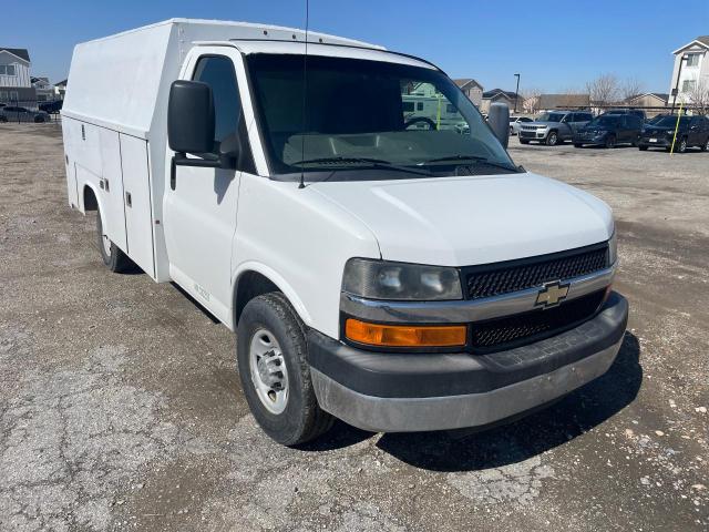 1GB0G2CG9C112203 - 2012 CHEVROLET EXPRESS G3 WHITE photo 1