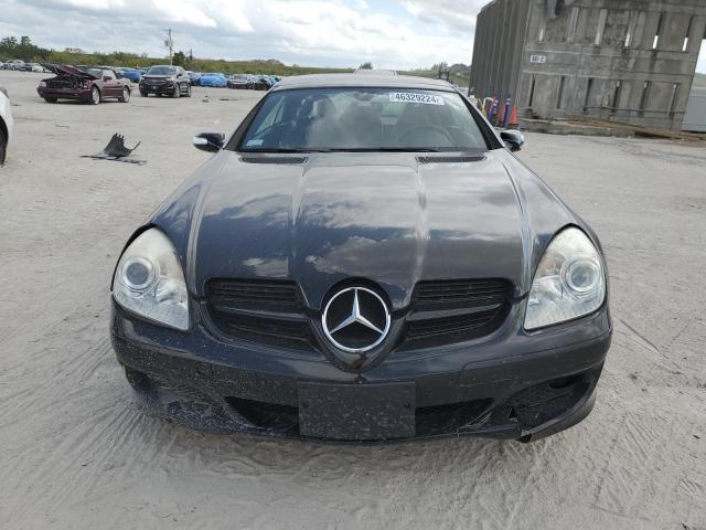 WDBWK54F58F181037 - 2008 MERCEDES-BENZ SLK 280 BLACK photo 5