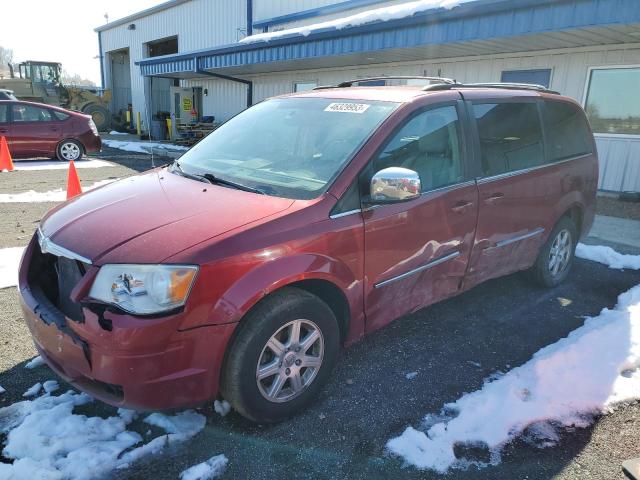 2A4RR8DX0AR458514 - 2010 CHRYSLER TOWN & COU TOURING PLUS RED photo 1