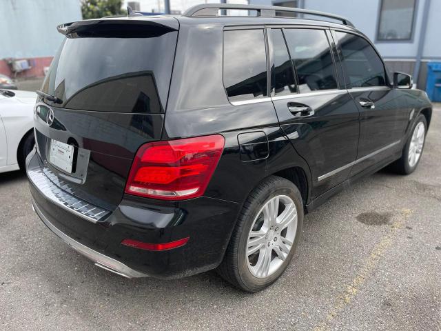 WDCGG5HB1FG360563 - 2015 MERCEDES-BENZ GLK 350 BLACK photo 4