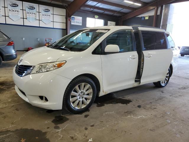 2014 TOYOTA SIENNA LE, 