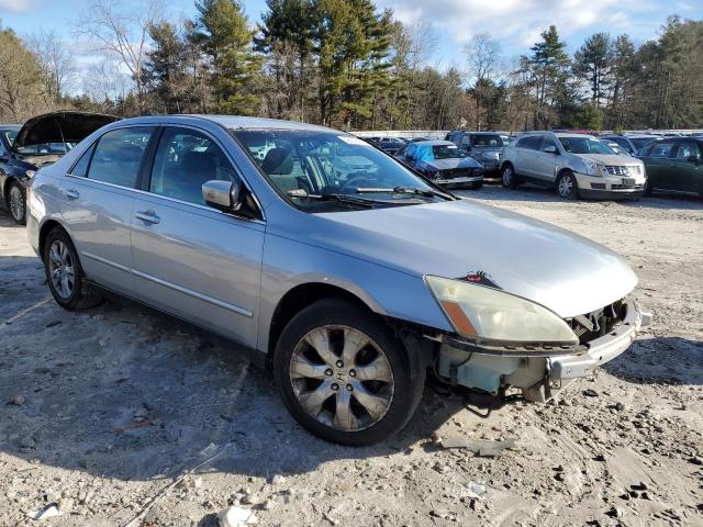 1HGCM56495A106135 - 2005 HONDA ACCORD LX SILVER photo 4