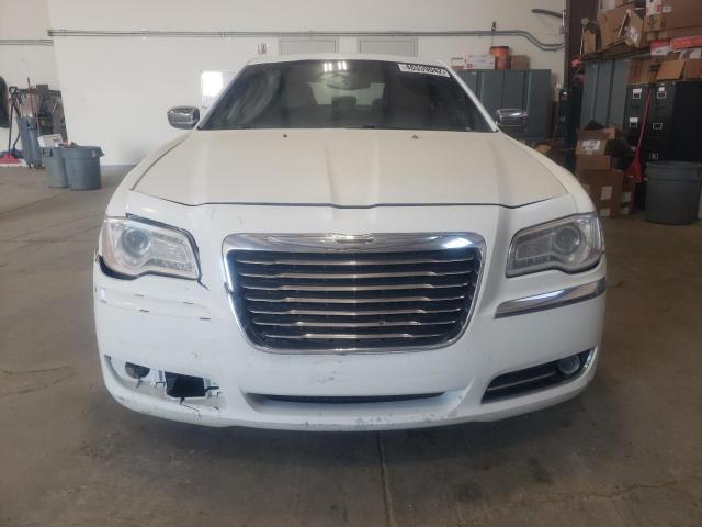 2C3CA5CG8BH518747 - 2011 CHRYSLER 300 LIMITED WHITE photo 9