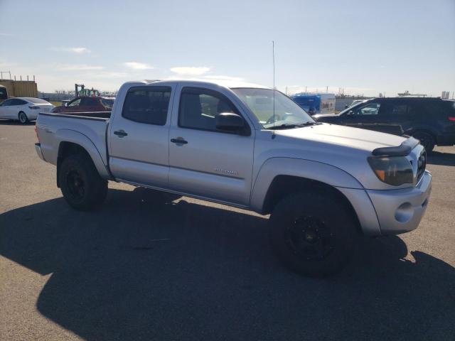 5TEJU62N86Z249742 - 2006 TOYOTA TACOMA DOUBLE CAB PRERUNNER SILVER photo 4