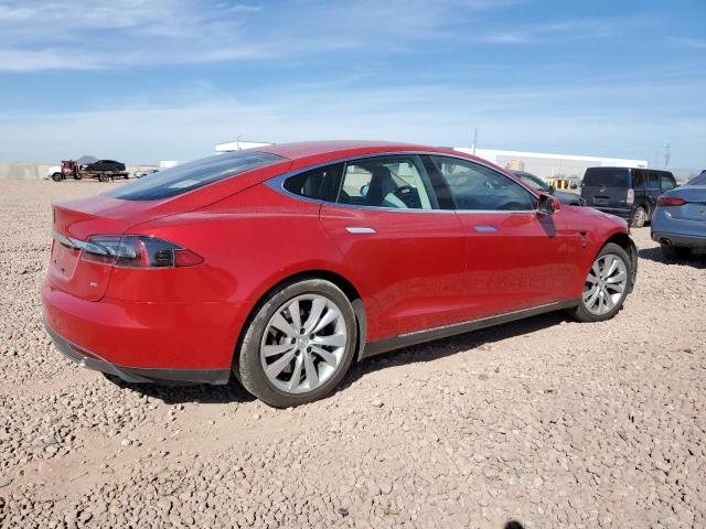 5YJSA1CN8DFP27011 - 2013 TESLA MODEL S RED photo 3