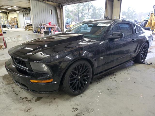 1ZVHT82H255164935 - 2005 FORD MUSTANG GT BLACK photo 1
