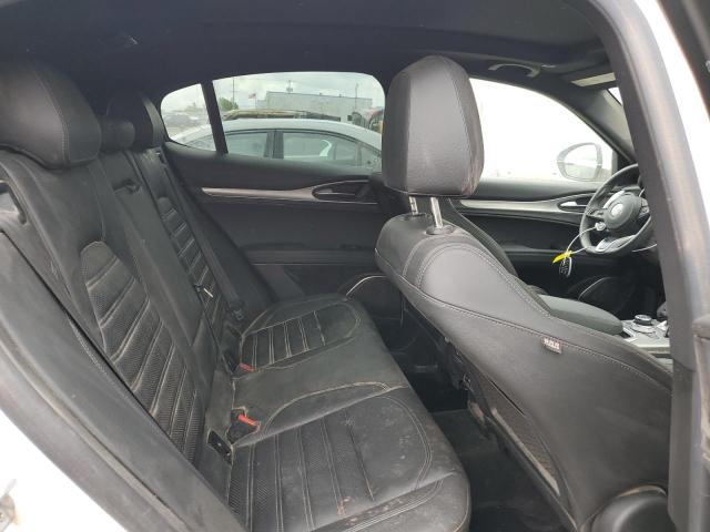 ZASPAKBNXL7C97670 - 2020 ALFA ROMEO STELVIO TI WHITE photo 11