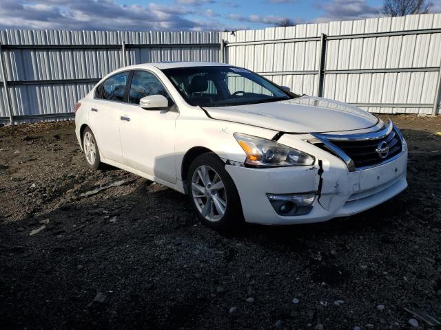 1N4AL3APXDN570336 - 2013 NISSAN ALTIMA 2.5 WHITE photo 4