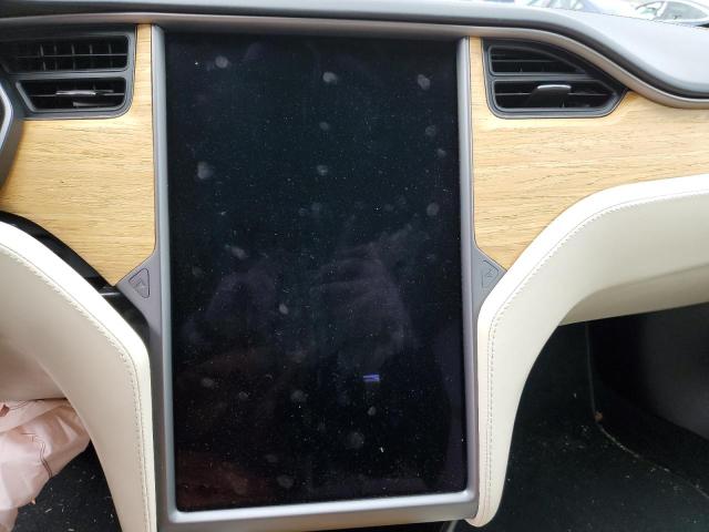 5YJSA1E29LF396215 - 2020 TESLA MODEL S Boz foto 9