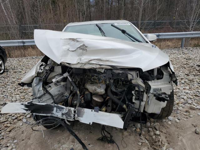 1G4GE5ED1BF232658 - 2011 BUICK LACROSSE CXS WHITE photo 5