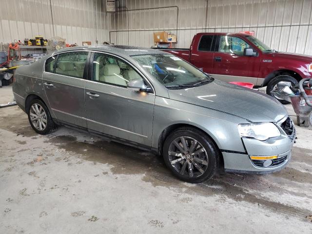 WVWFU73C96P157295 - 2006 VOLKSWAGEN PASSAT 3.6L 4MOTION LUXURY GRAY photo 4