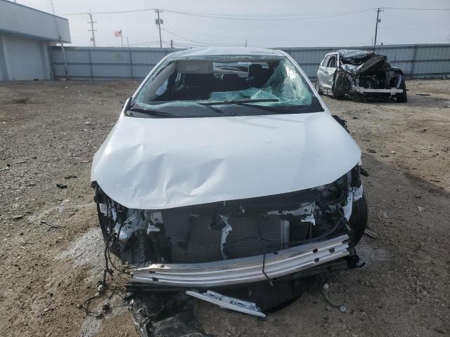 5YFEPMAE5NP301539 - 2022 TOYOTA COROLLA LE WHITE photo 5