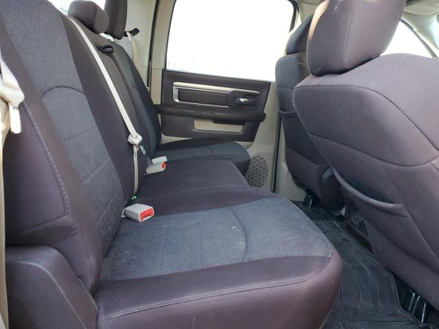 3C6UR5DJ9GG291344 - 2016 RAM 2500 SLT შავი ფოტო 10