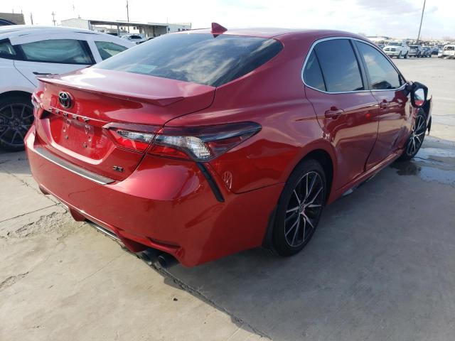 4T1T11AK0PU156330 - 2023 TOYOTA CAMRY SE NIGHT SHADE RED photo 3