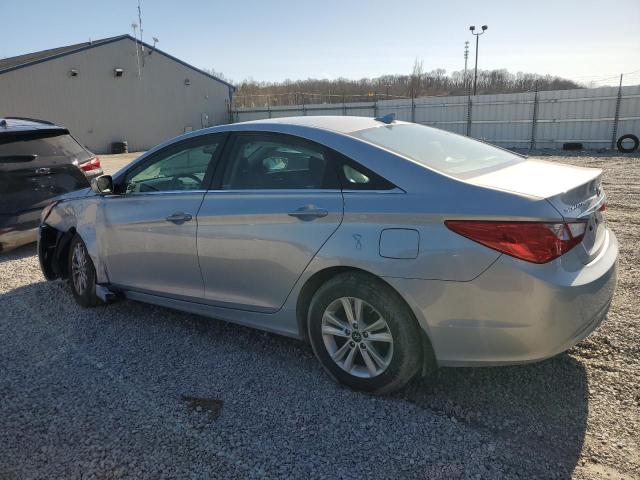 5NPEB4AC1DH508681 - 2013 HYUNDAI SONATA GLS SILVER photo 2