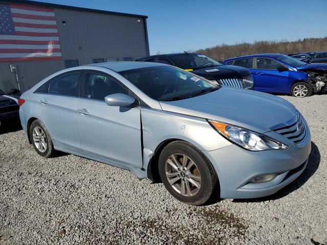 5NPEB4AC1DH508681 - 2013 HYUNDAI SONATA GLS SILVER photo 4