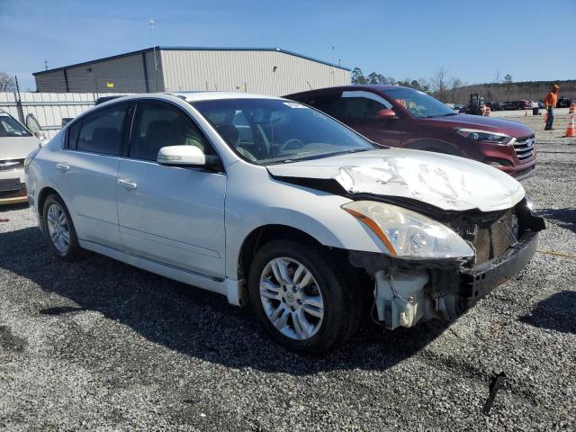 1N4AL2AP2CC204939 - 2012 NISSAN ALTIMA BASE WHITE photo 4